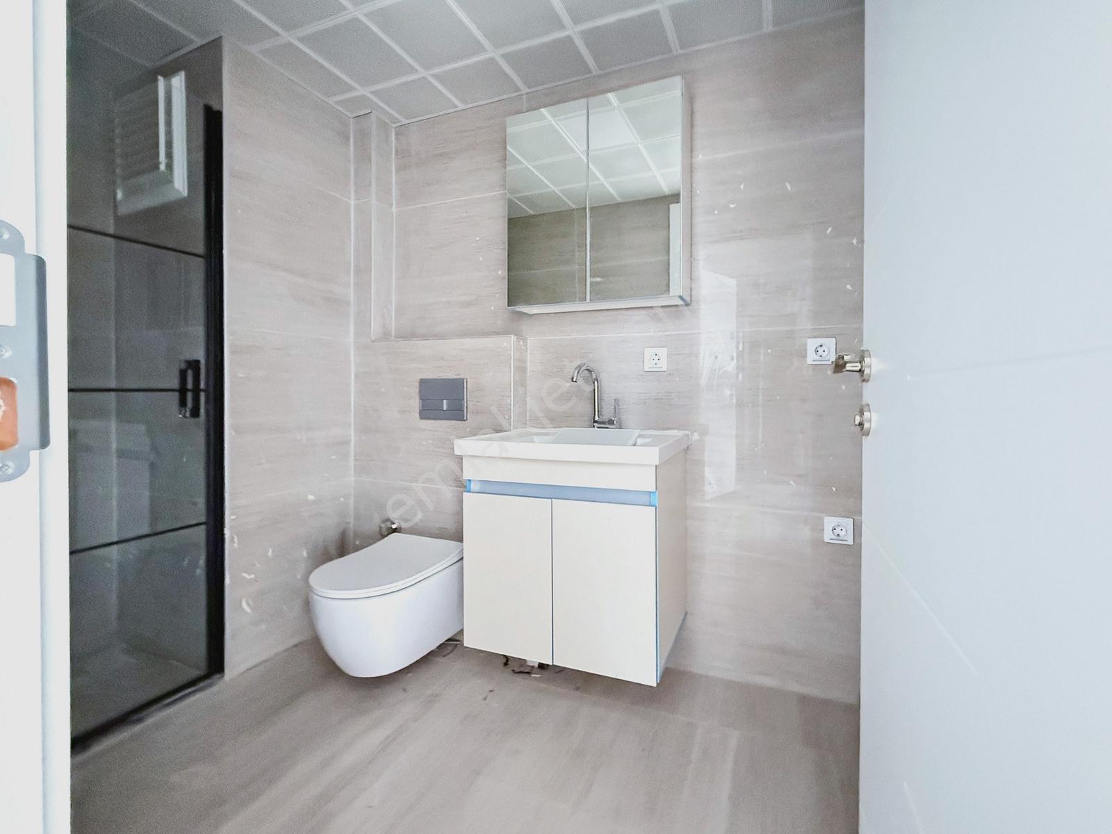 İncek Site İçinde Güneydoğu Cephe 1+1 Balkonlu Daire — fotoğraf 36