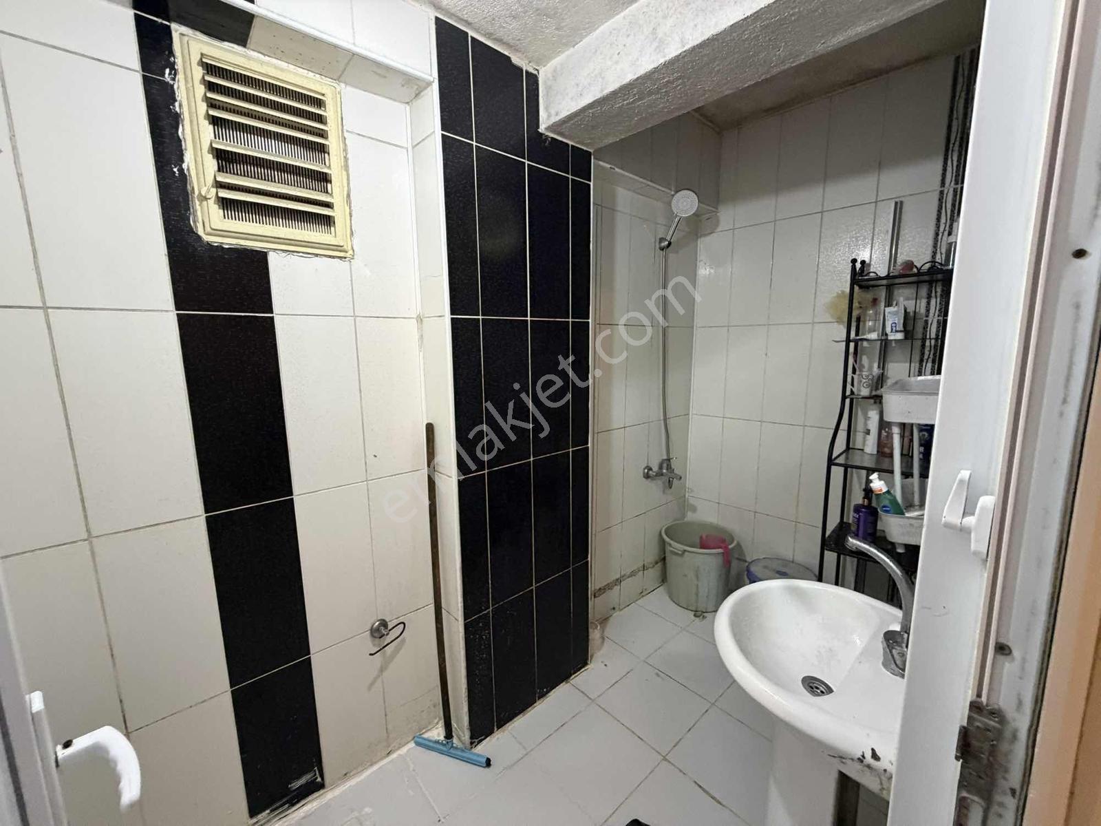 Kağıthane Çağlayan Mah Yüksek Kira Getirili 4+2 Daire — fotoğraf 15