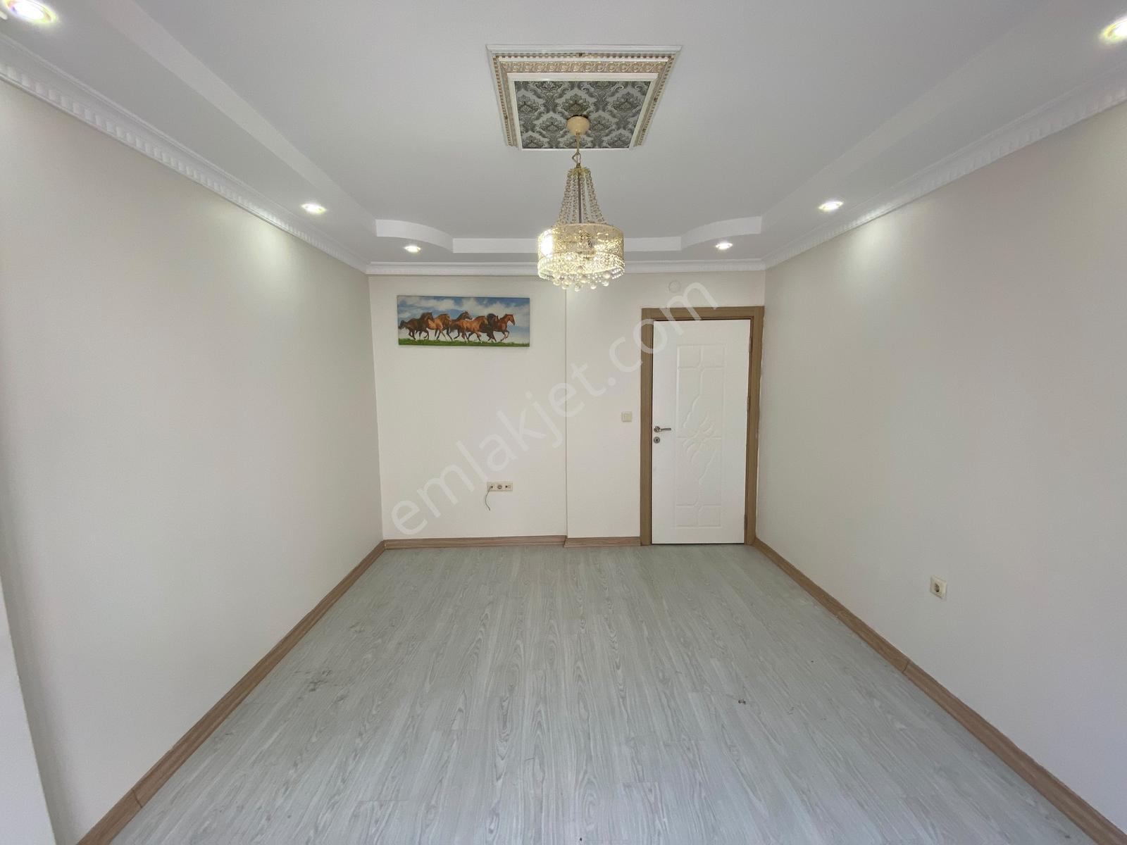 Meydana, Metrobüse Yakın Mesafede Yeni Sıfır Daire — fotoğraf 8