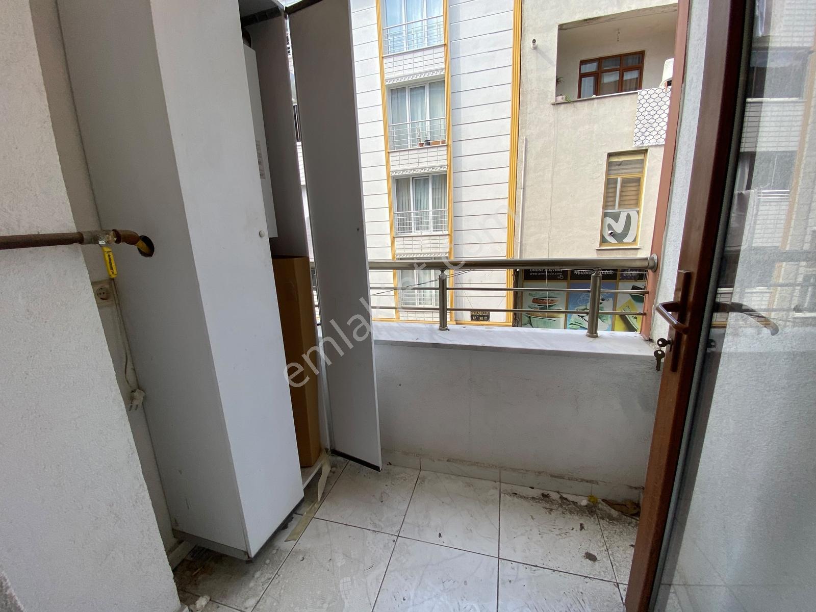 Meydana, Metrobüse Yakın Mesafede Yeni Sıfır Daire — fotoğraf 15