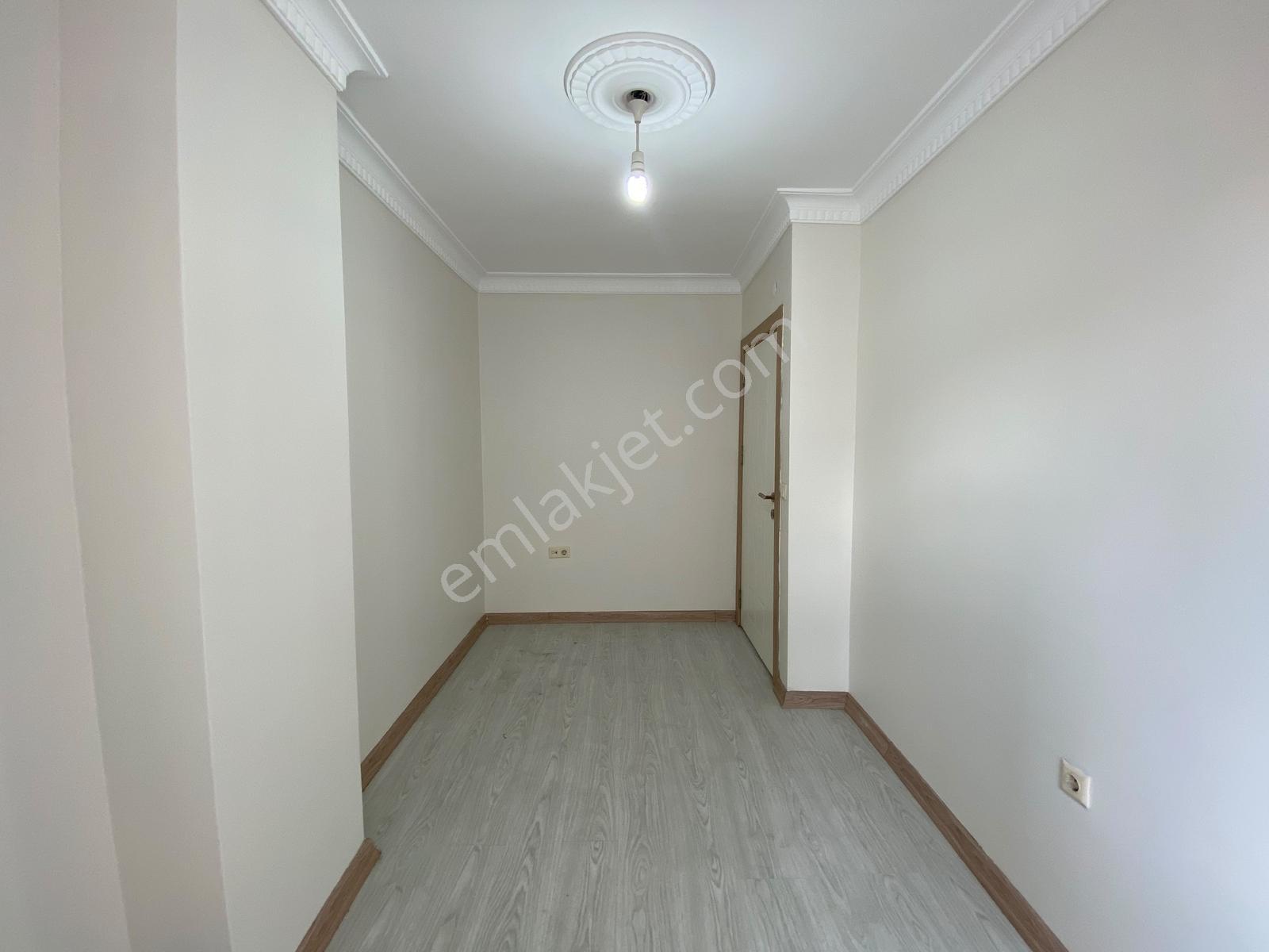 Meydana, Metrobüse Yakın Mesafede Yeni Sıfır Daire — fotoğraf 22