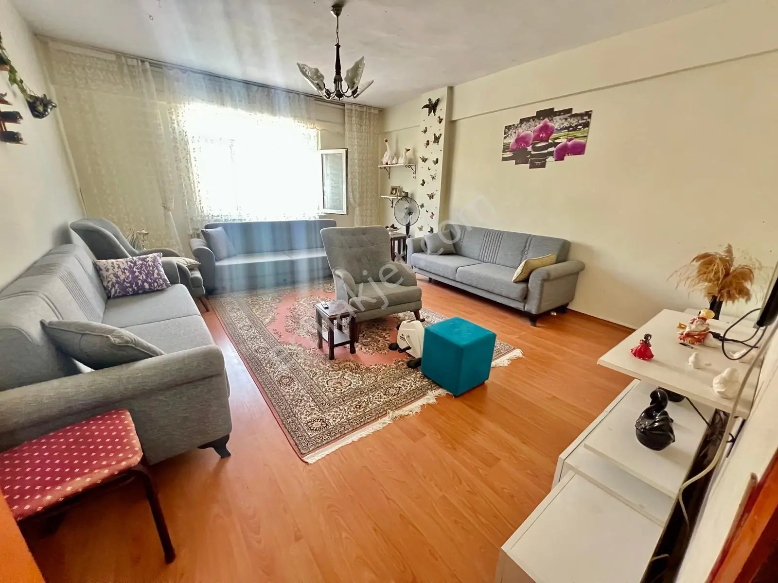 Loft'tan Beşyol Metrobüs Dibinde 31m2 Hisse Paylı 2.kat Daire — fotoğraf 2