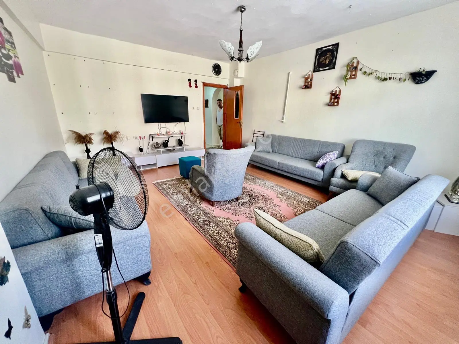 Loft'tan Beşyol Metrobüs Dibinde 31m2 Hisse Paylı 2.kat Daire — fotoğraf 3