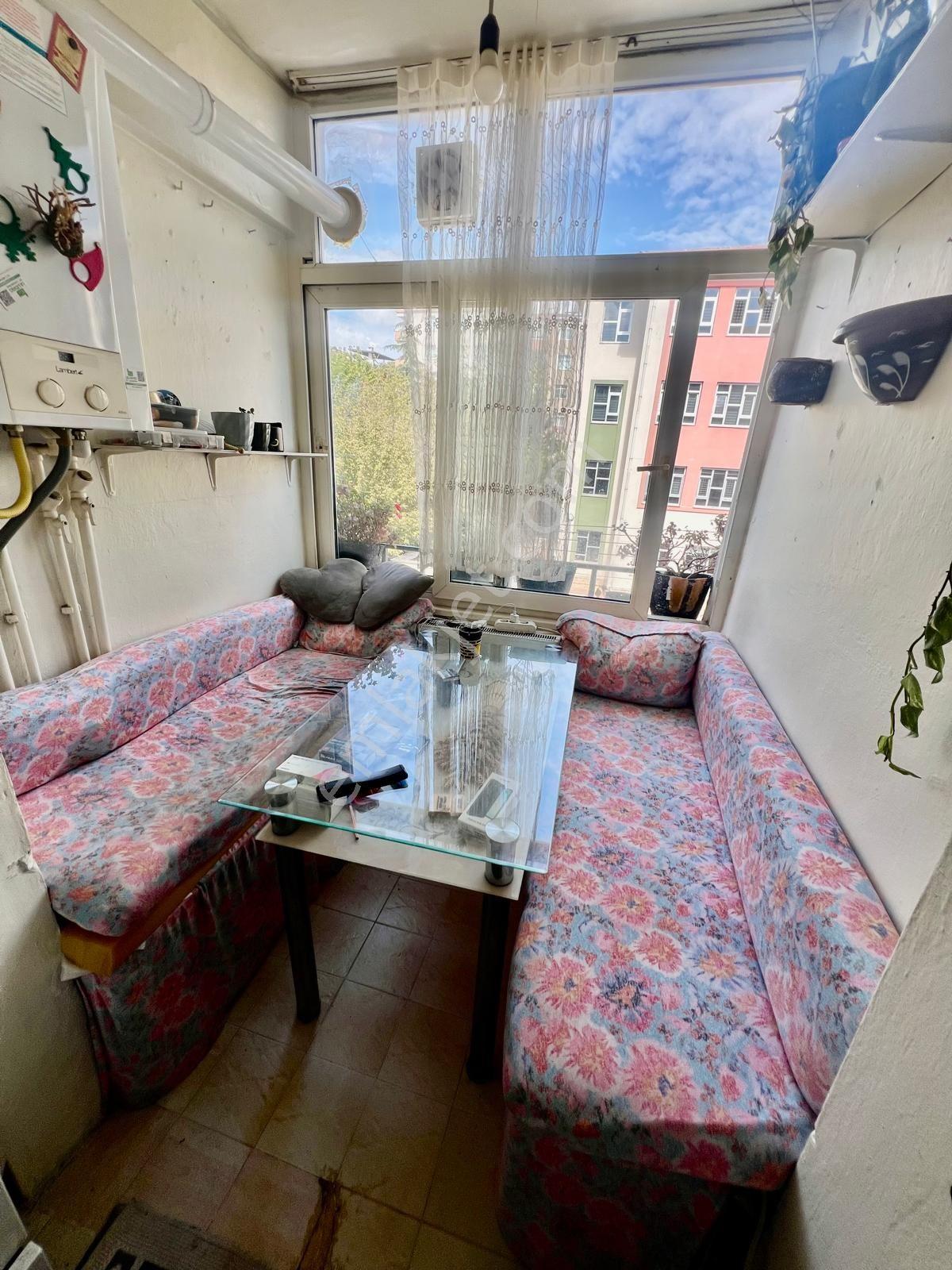Loft'tan Beşyol Metrobüs Dibinde 31m2 Hisse Paylı 2.kat Daire — fotoğraf 8
