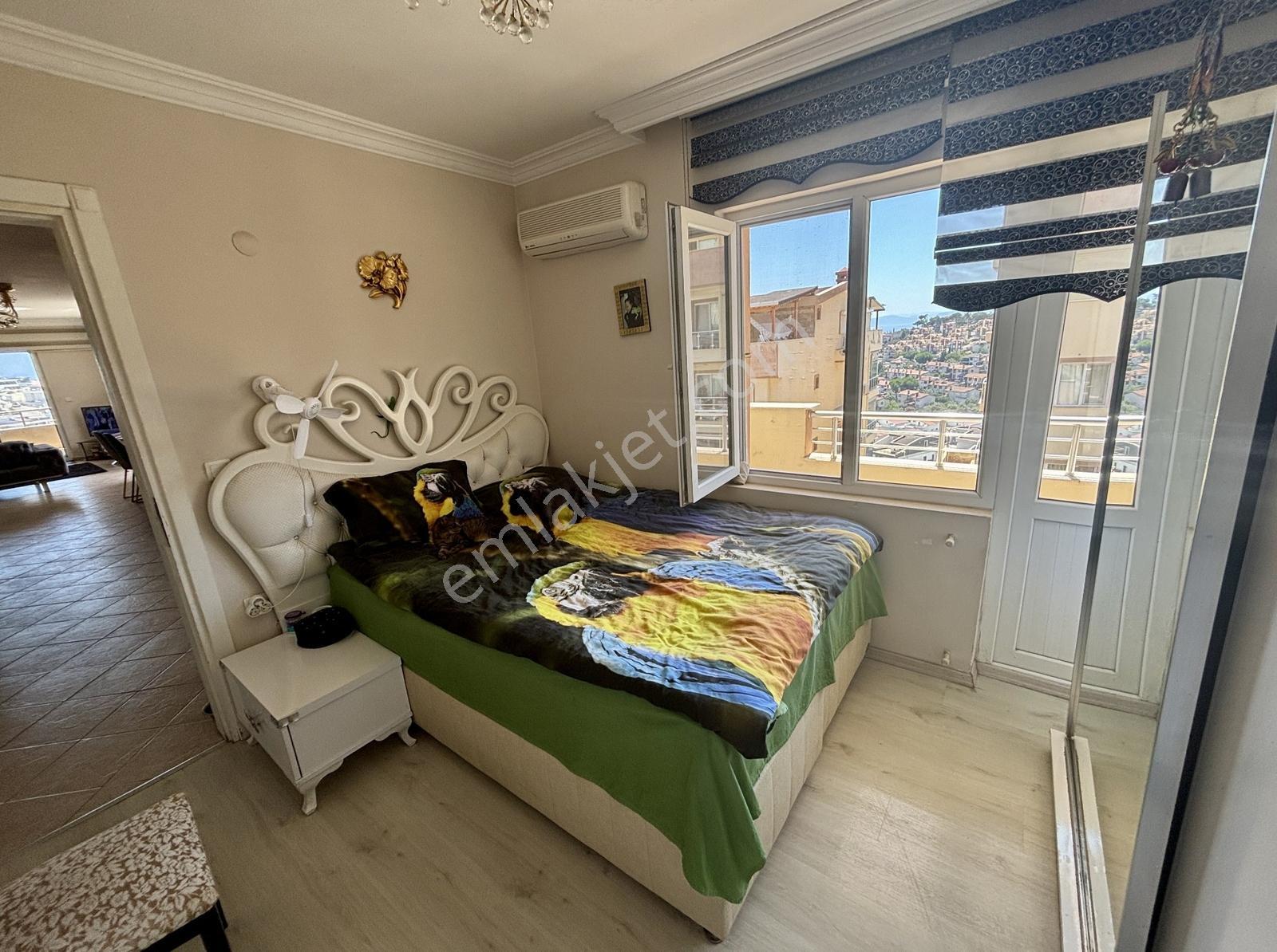 Kuşadası'nda Satılık Full Deniz Manzaralı 250m2 Dubleks Daire — fotoğraf 28