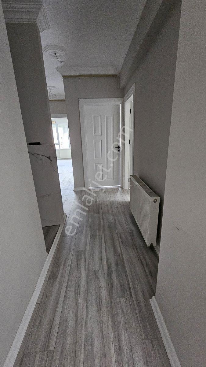 Çekmecenin En Nezih Ve Merkezi Yerinde 3+1 Masrafsız Temiz Daire — fotoğraf 26