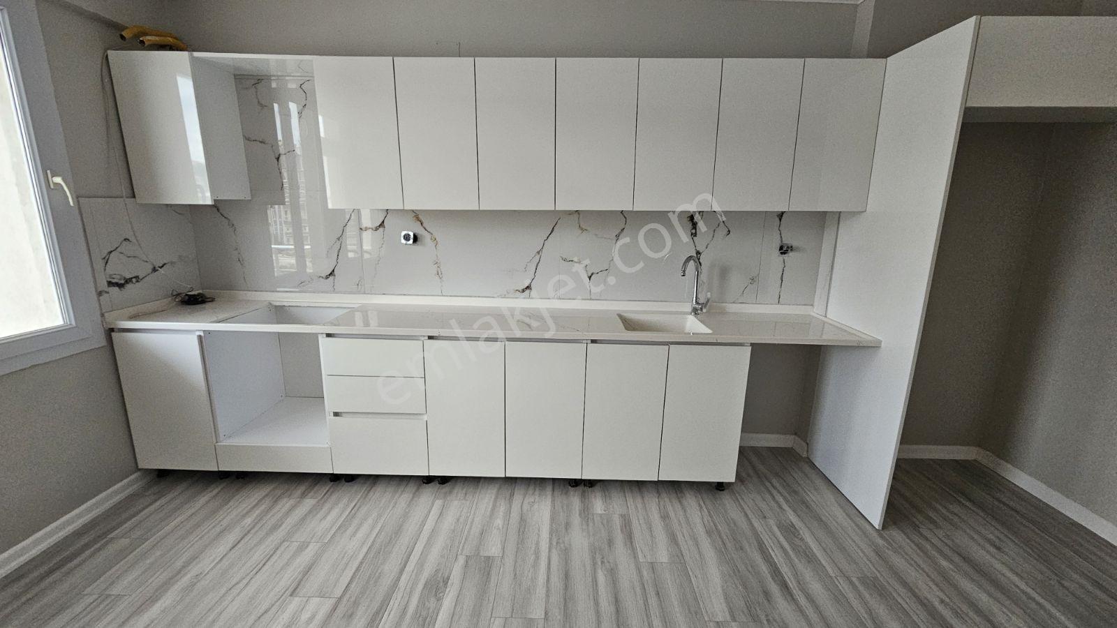 Çekmecenin En Nezih Ve Merkezi Yerinde 3+1 Masrafsız Temiz Daire — fotoğraf 30