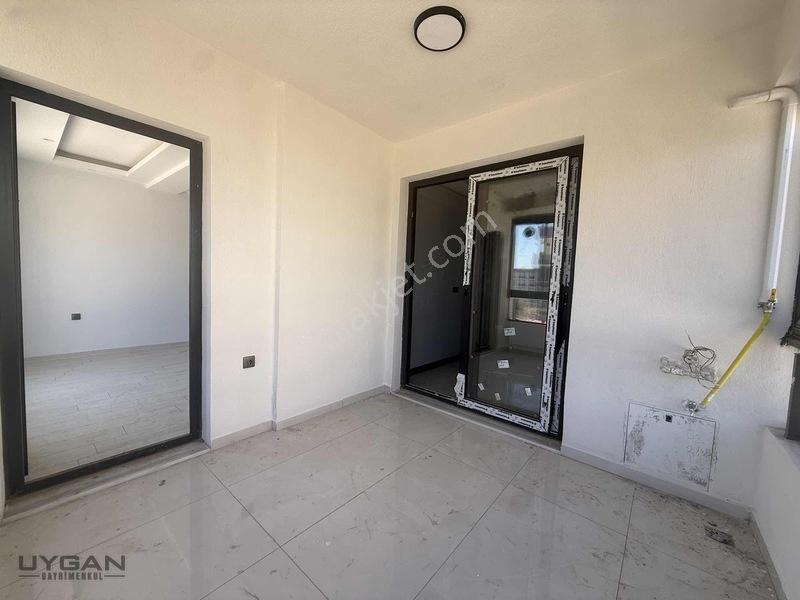 Uygan'dan Atatürk Mah. 2+1 90m² Tek Bloklu Lüx İşcilik Daire — fotoğraf 4