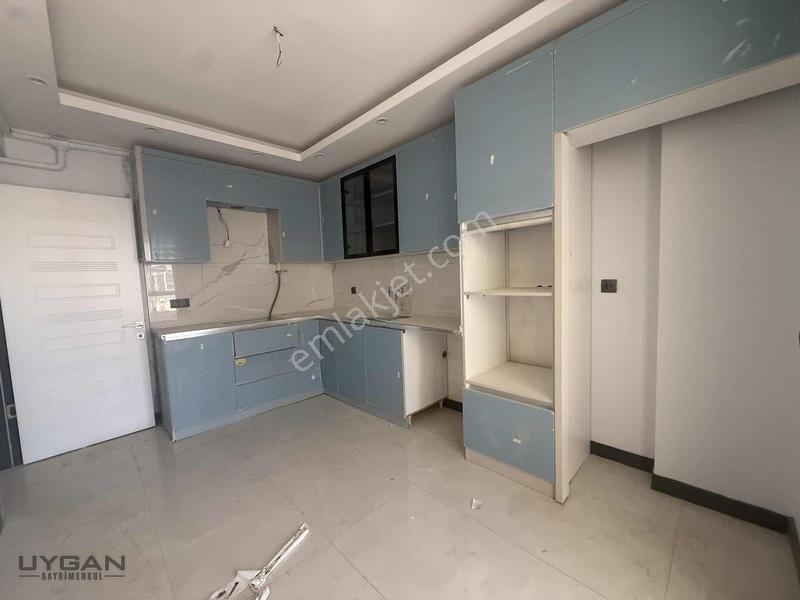 Uygan'dan Atatürk Mah. 2+1 90m² Tek Bloklu Lüx İşcilik Daire — fotoğraf 8