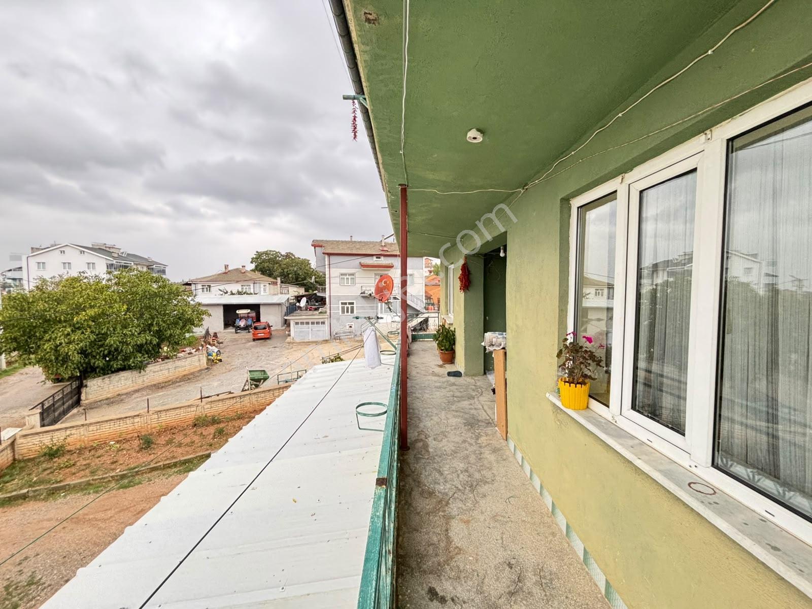 Hüyükte Cadde Cepheli Fırsat Arsa — fotoğraf 23