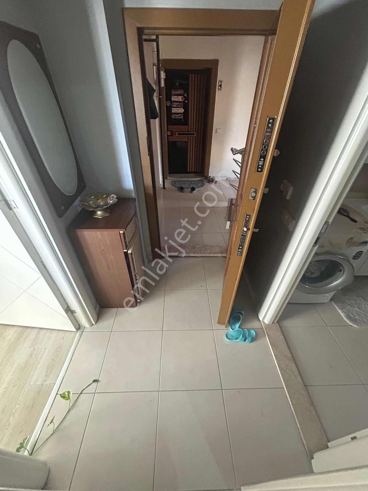 Gömeç Kemalpaşada Kombili Doğalgazlı İskanlı Arakat 1+1 Daire — fotoğraf 11