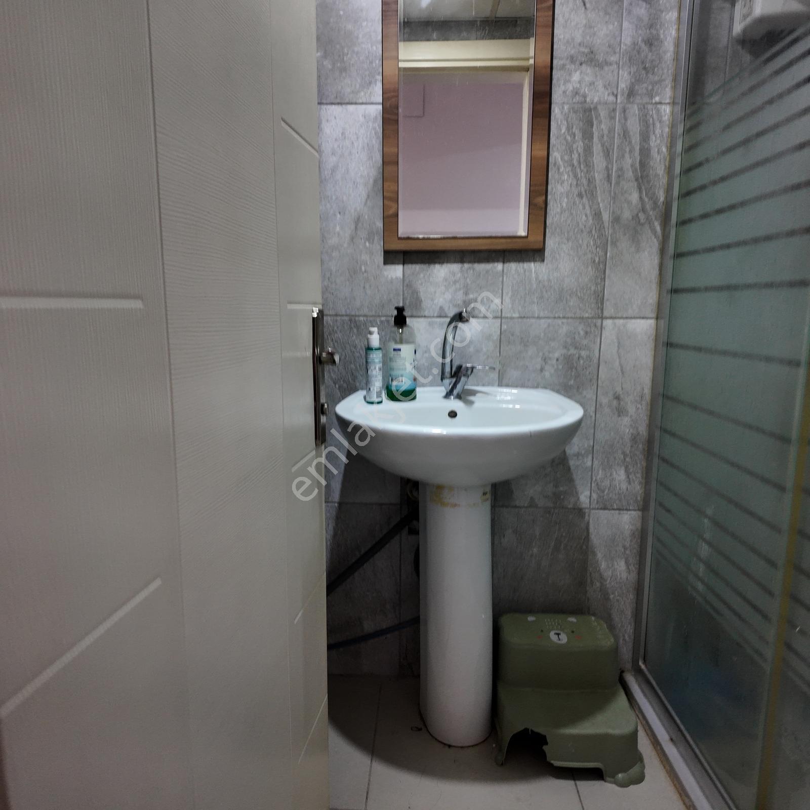 Reşatbey Yeni Açılan Ring Yoluna Yakın 130 M2 Arakat 3+1 Daire — fotoğraf 5
