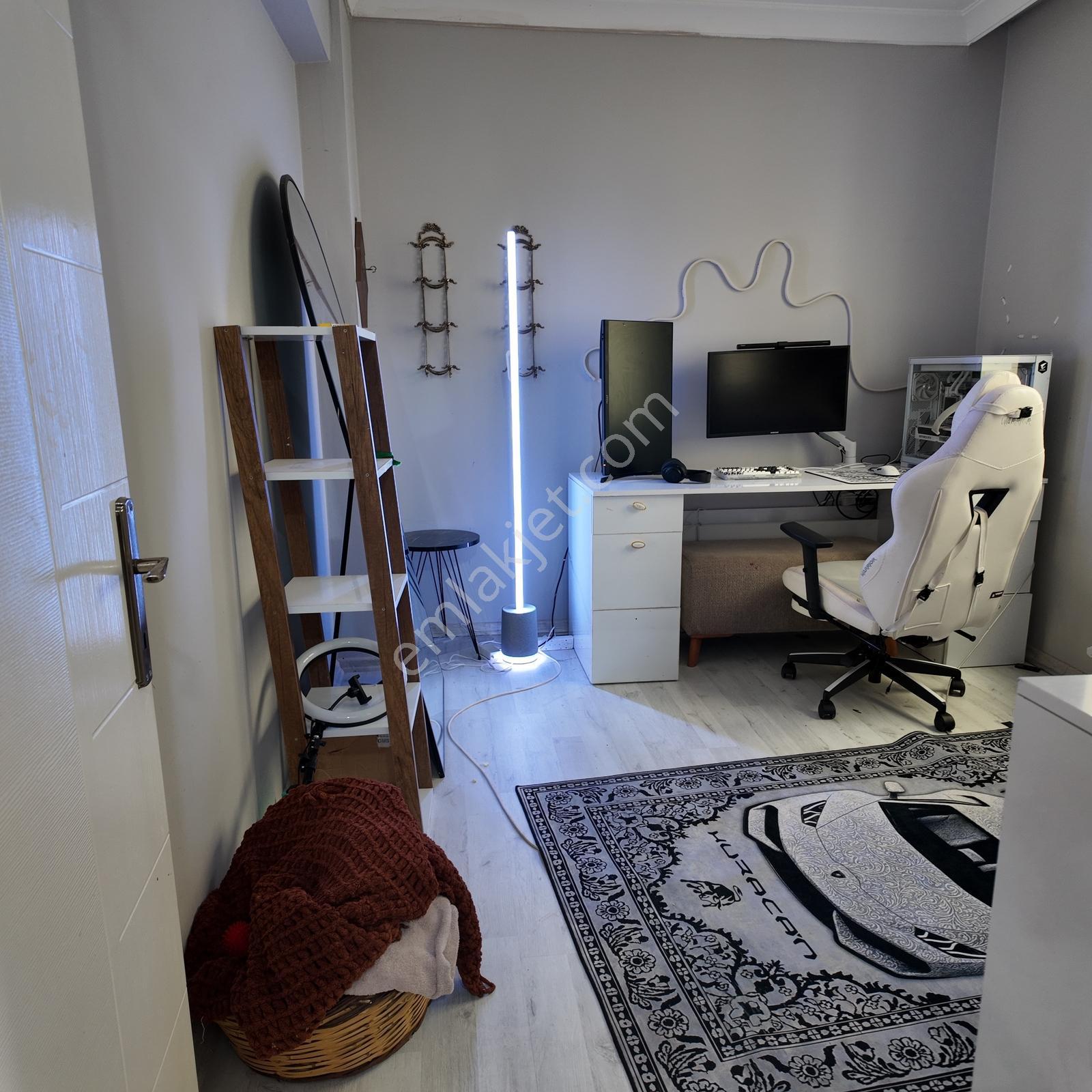 Reşatbey Yeni Açılan Ring Yoluna Yakın 130 M2 Arakat 3+1 Daire — fotoğraf 7