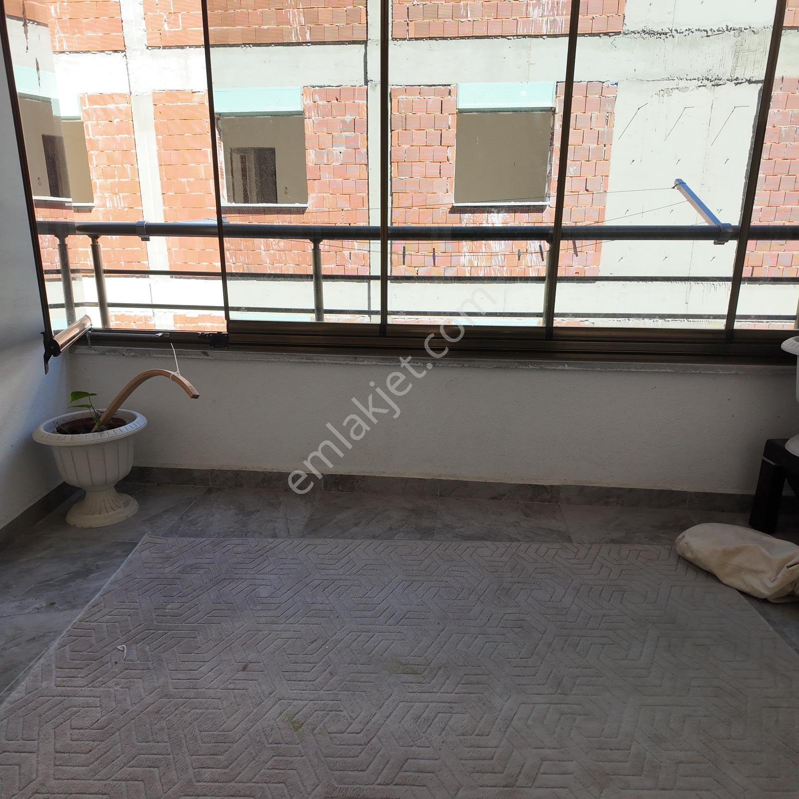 Reşatbey Yeni Açılan Ring Yoluna Yakın 130 M2 Arakat 3+1 Daire — fotoğraf 14