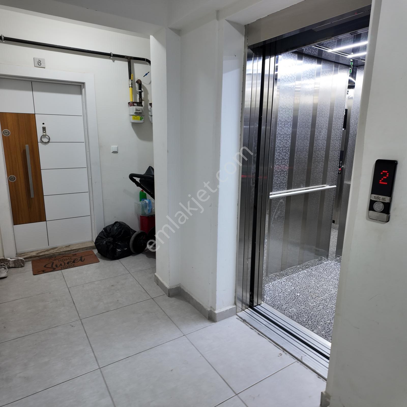 Reşatbey Yeni Açılan Ring Yoluna Yakın 130 M2 Arakat 3+1 Daire — fotoğraf 18