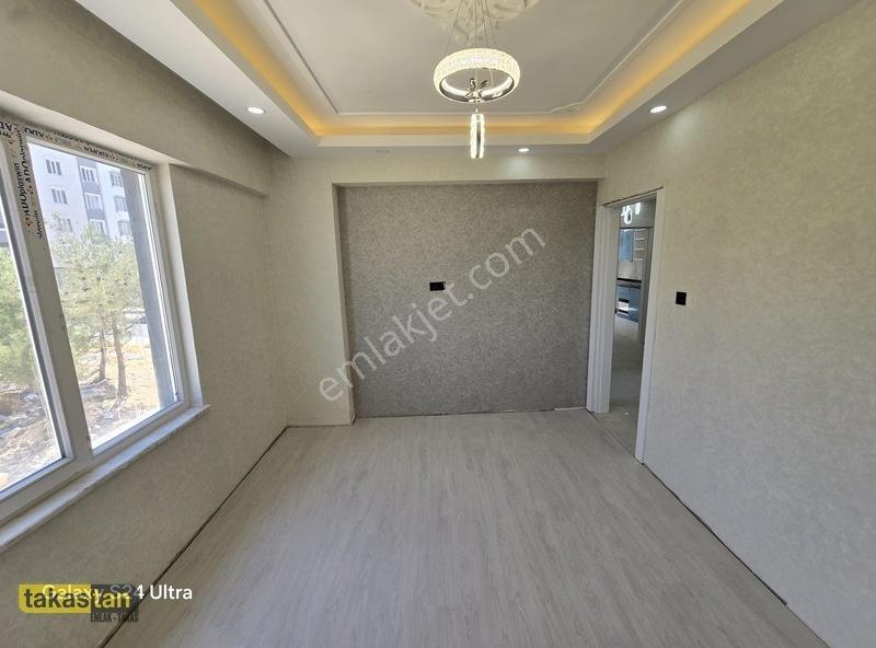 Beykent 1. Etap Sıfır Orman Manzaralı Uzayçatı Pazaryeri Civarı — fotoğraf 6