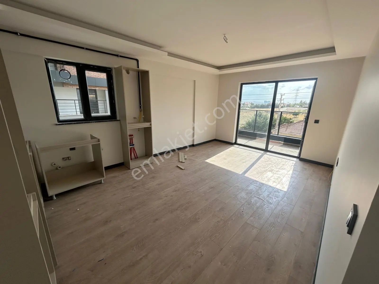Taner'Den İncek Taşpınar Mah'De 2+1 Orta Kat Yeni Sıfır Ön Cephe — fotoğraf 9