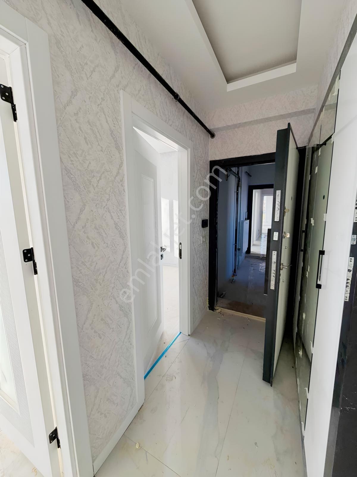 Cengizler'den Erenler'de Satılık 2+1 Arakat Daire — fotoğraf 10