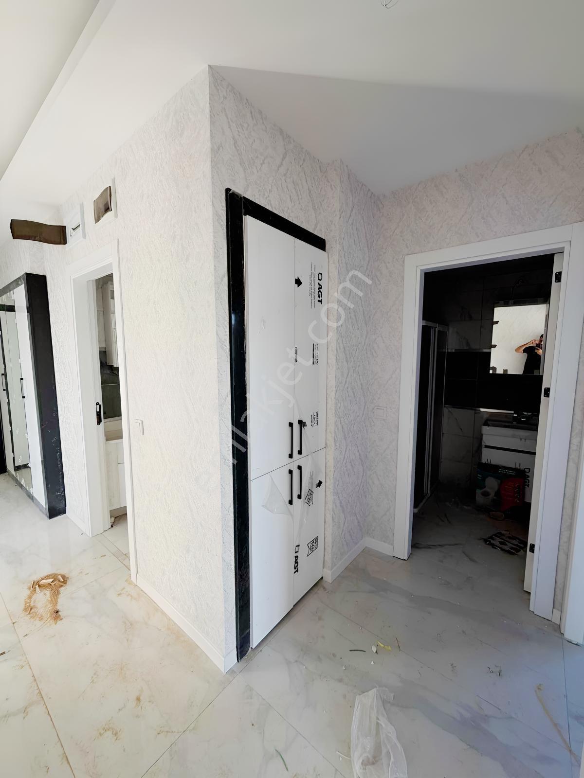 Cengizler'den Erenler'de Satılık 2+1 Arakat Daire — fotoğraf 15
