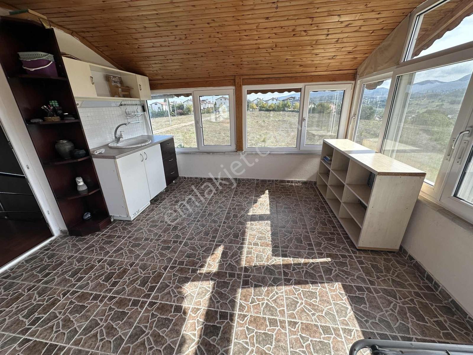 Termal Yenimahallede Doğa İçinde Satılık Eşyalı Villa — fotoğraf 12