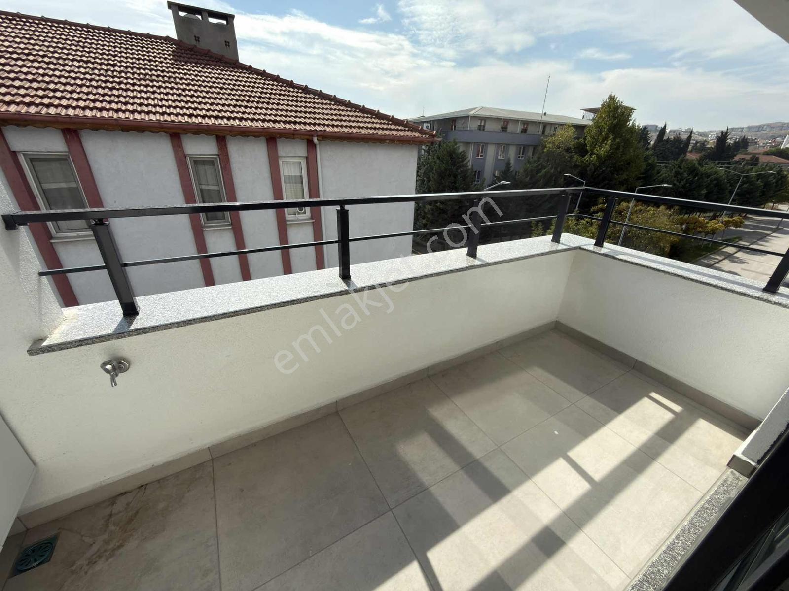Nova Grup'tan Fahri Kiraz Lisesi Yakını Satılık 2+1 Dublex Daire — fotoğraf 9