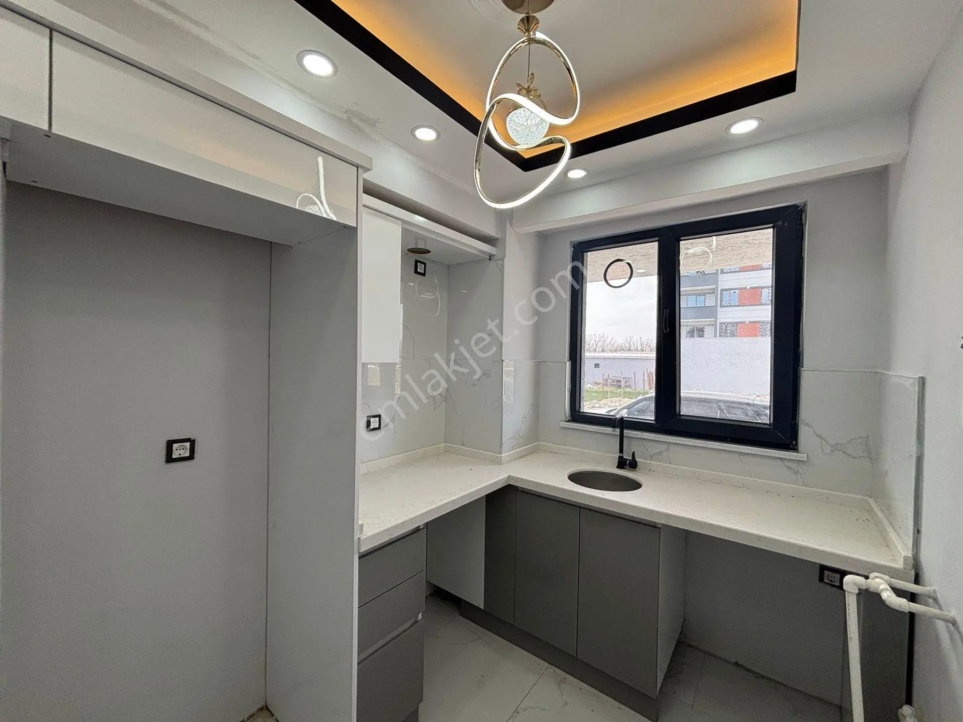 **eryıldız İnşaat'tan**acill Yerden Isıtmalı Ultra Lüks 2+0 Yüksek Giriş — fotoğraf 19