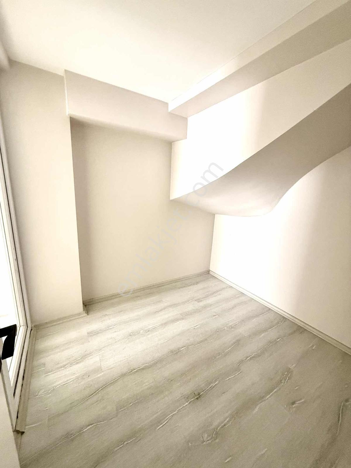 Acartürk Real Estate | Şirinevler 3+1 Dubleks Teraslı Daire — fotoğraf 13