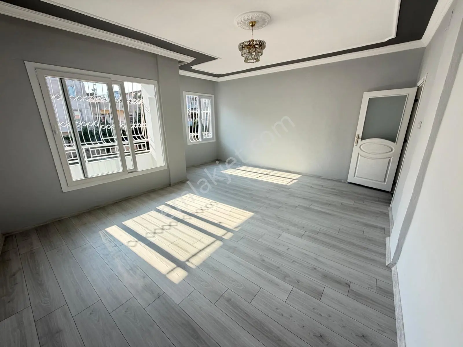 Prestij'den Hürriyet'te Öznur Dondurma Civarı Full Yapılı 2+1 — fotoğraf 3