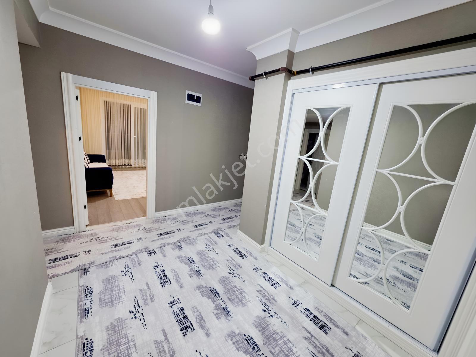 Aram Tigran Caddesinde İki Daire Üzeri Satılık Lüks 3+1 — fotoğraf 15