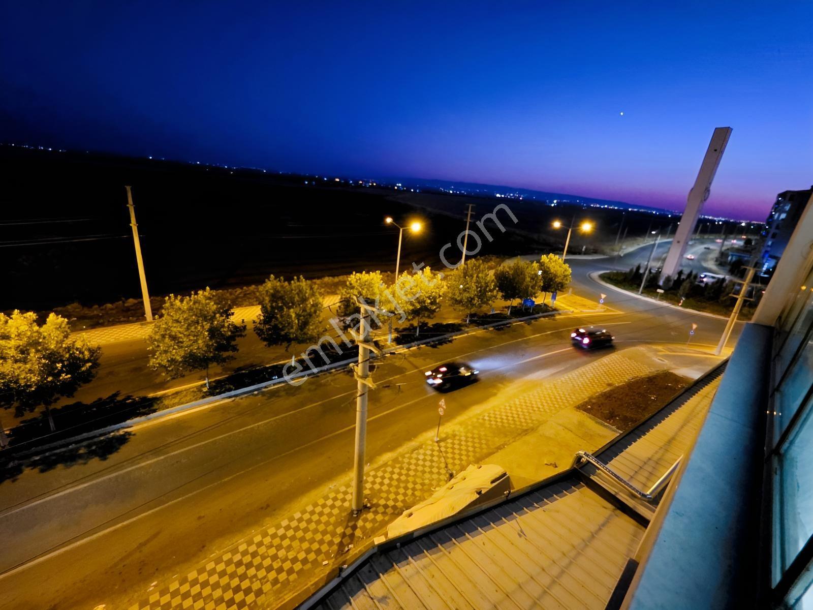 Aram Tigran Caddesinde İki Daire Üzeri Satılık Lüks 3+1 — fotoğraf 25