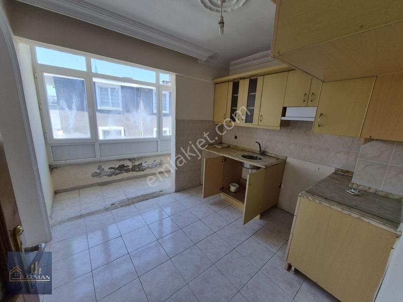 Uzman Emlak'tan İsmetpaşa'da Satılık 2+1 Daire — fotoğraf 9