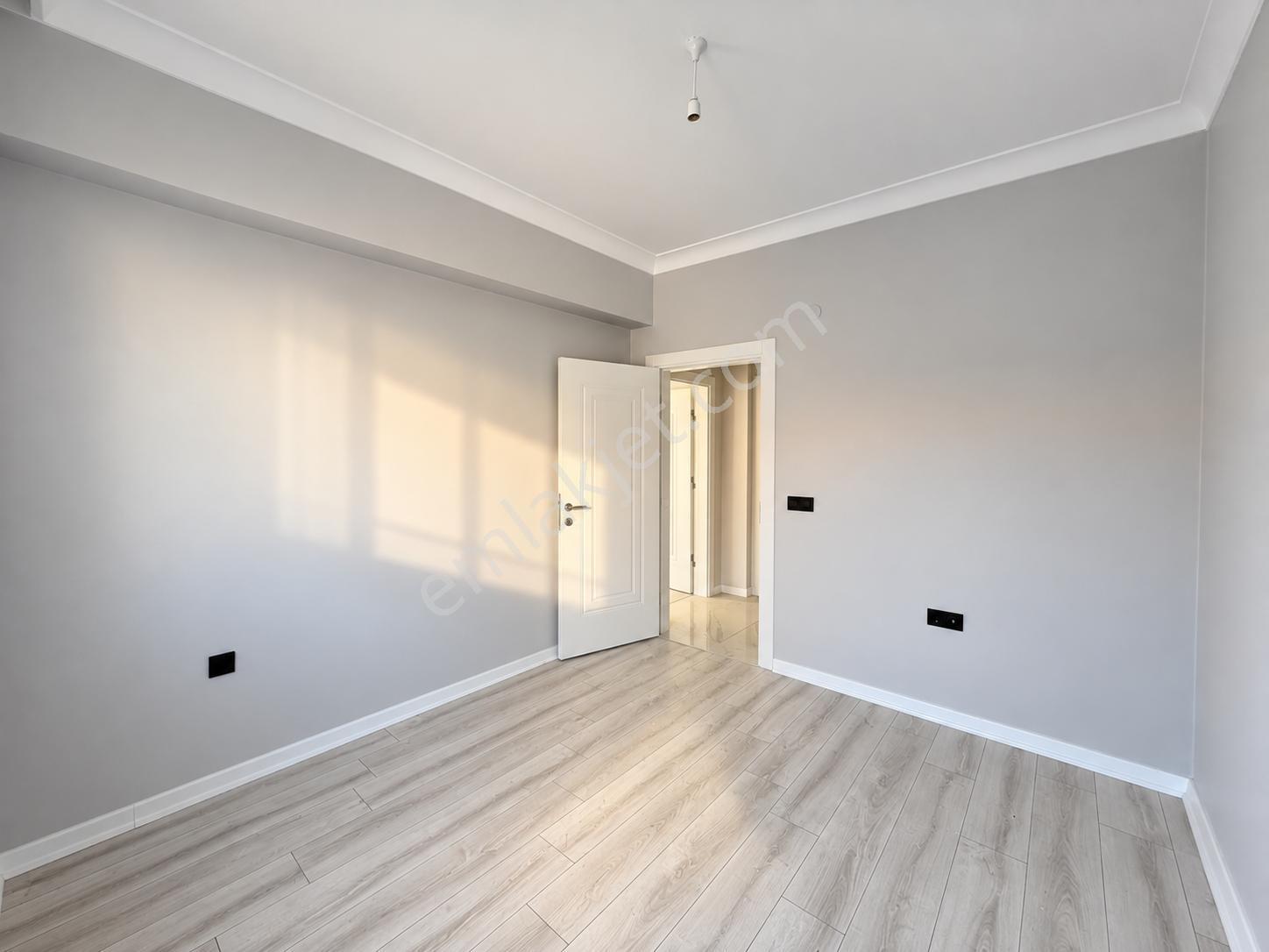 Güneşler Merkezde Oturuma Hazır Sıfır 3+1 Satılık Daire — fotoğraf 8