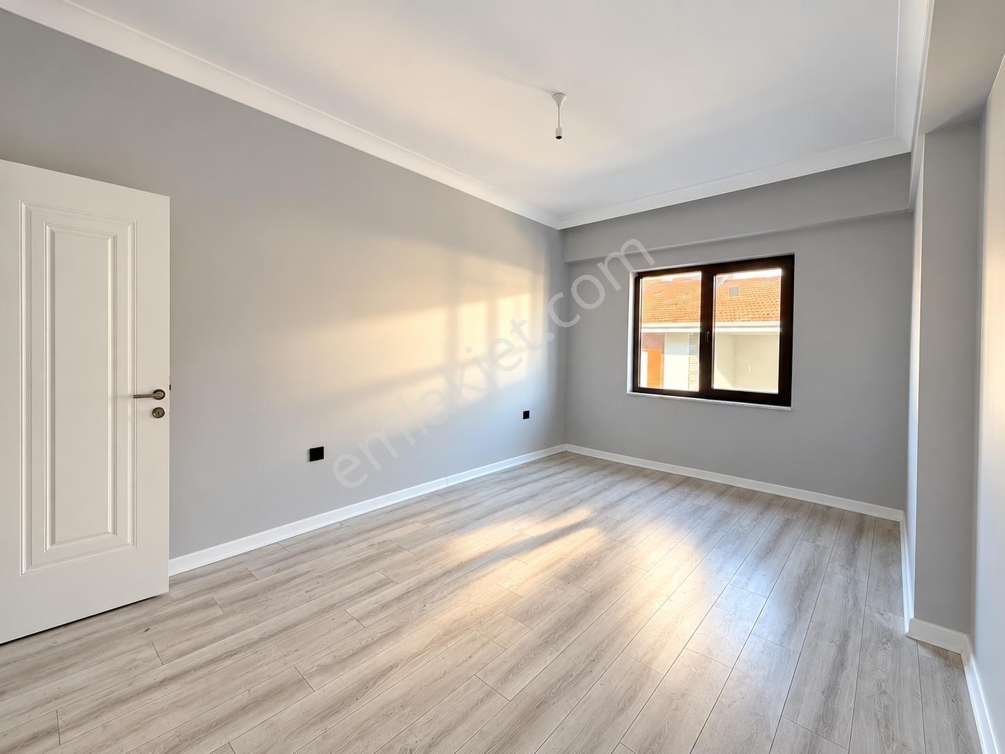 Güneşler Merkezde Oturuma Hazır Sıfır 3+1 Satılık Daire — fotoğraf 10
