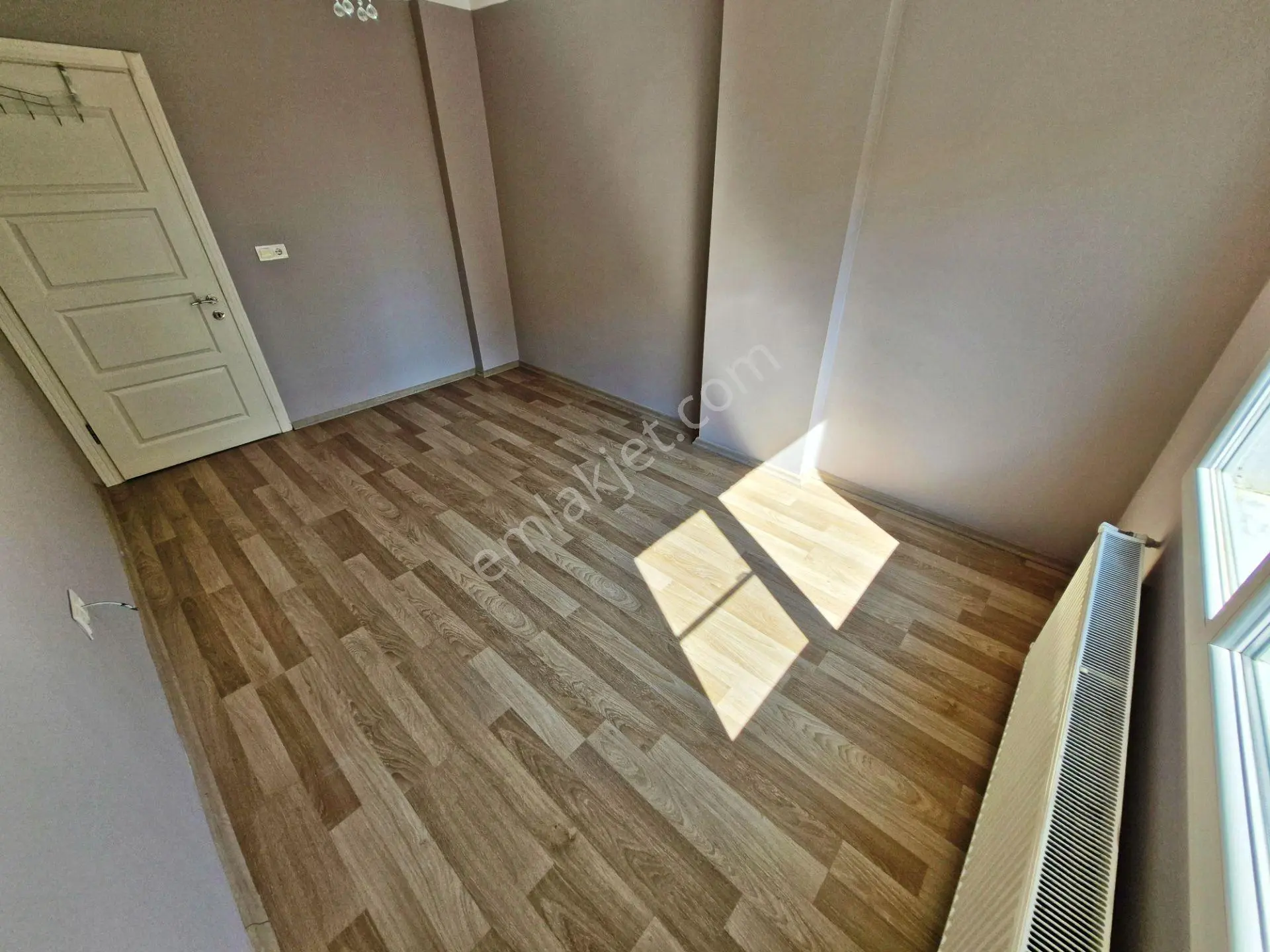 Aktif'ten Akçay'da Satılık Ön Cephe Arakat Kombili Harika Nezih Muhitte 3+1 Daire — fotoğraf 33