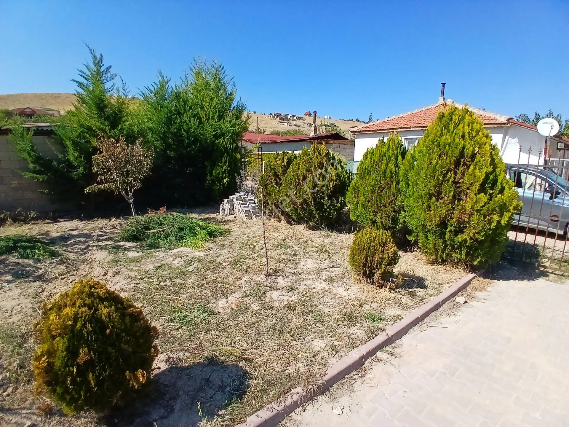 Kc Emlak'dan Ayaş Tekke'de 500m2 Evli Depolu Meyva Ağaçlı Bahçe — fotoğraf 2