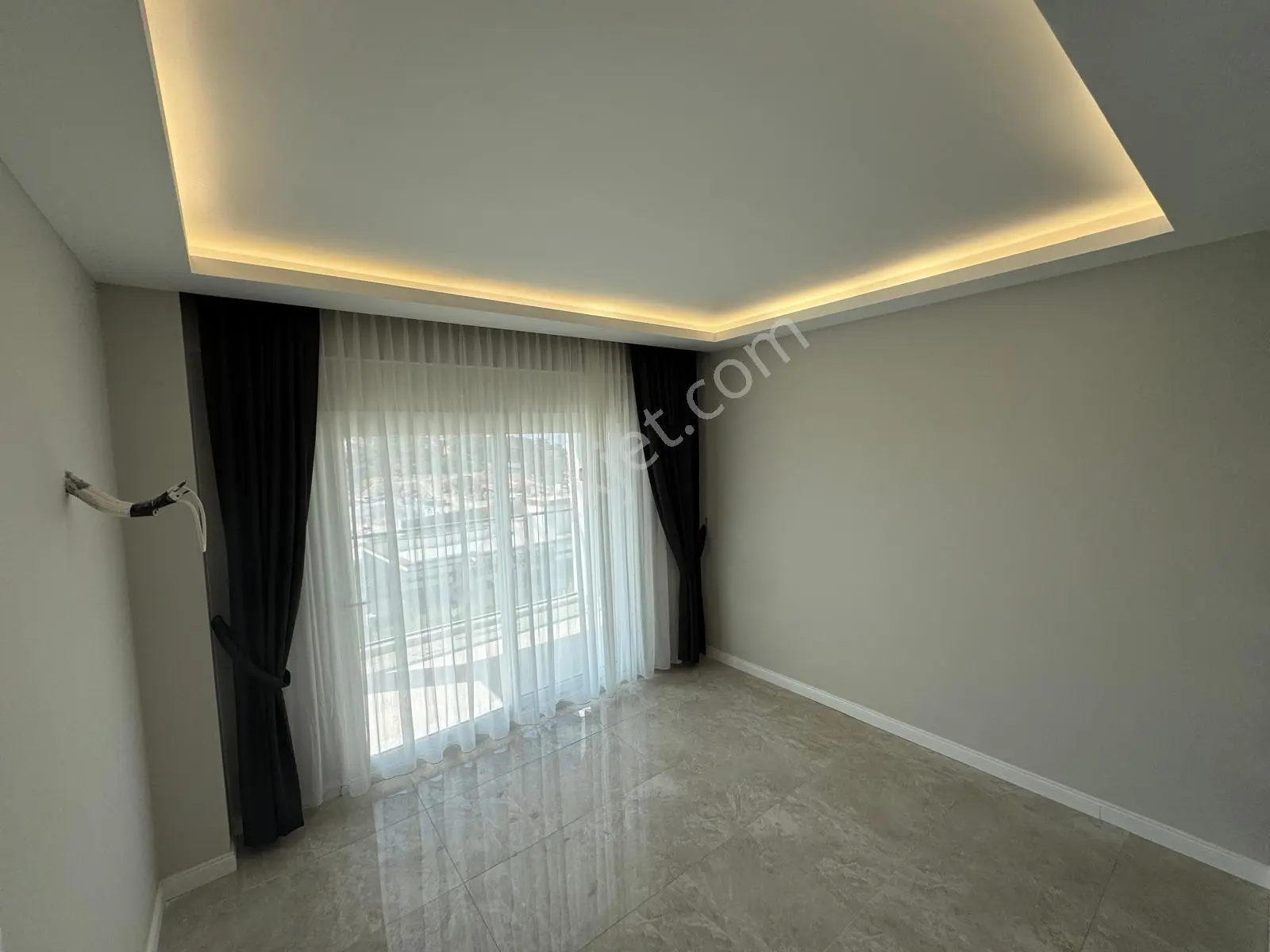 Kuşadası Kadınlar Denizi’nde Bahçeli, Deniz Manzaralı Havuzlu Sitede 2+1 Dubleks — fotoğraf 8