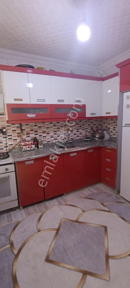 Ebrar Emlak'tan 3+1 Doğalgazlı Satılık Temiz Daire — fotoğraf 2