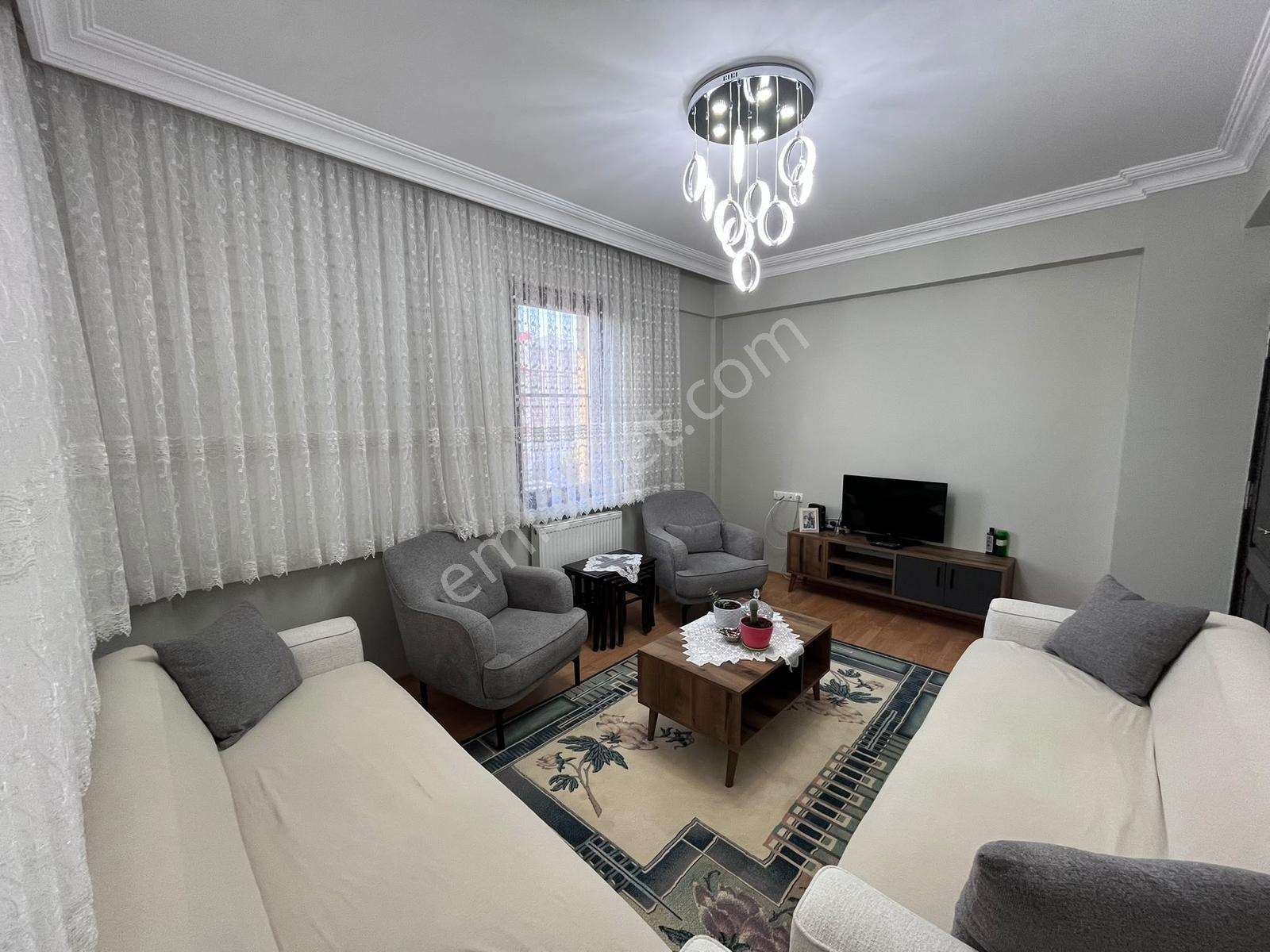 Yazır Mahallesinde Şafak Caddesine Cehpe 3+1 Geniş Bakımlı Daire — fotoğraf 11