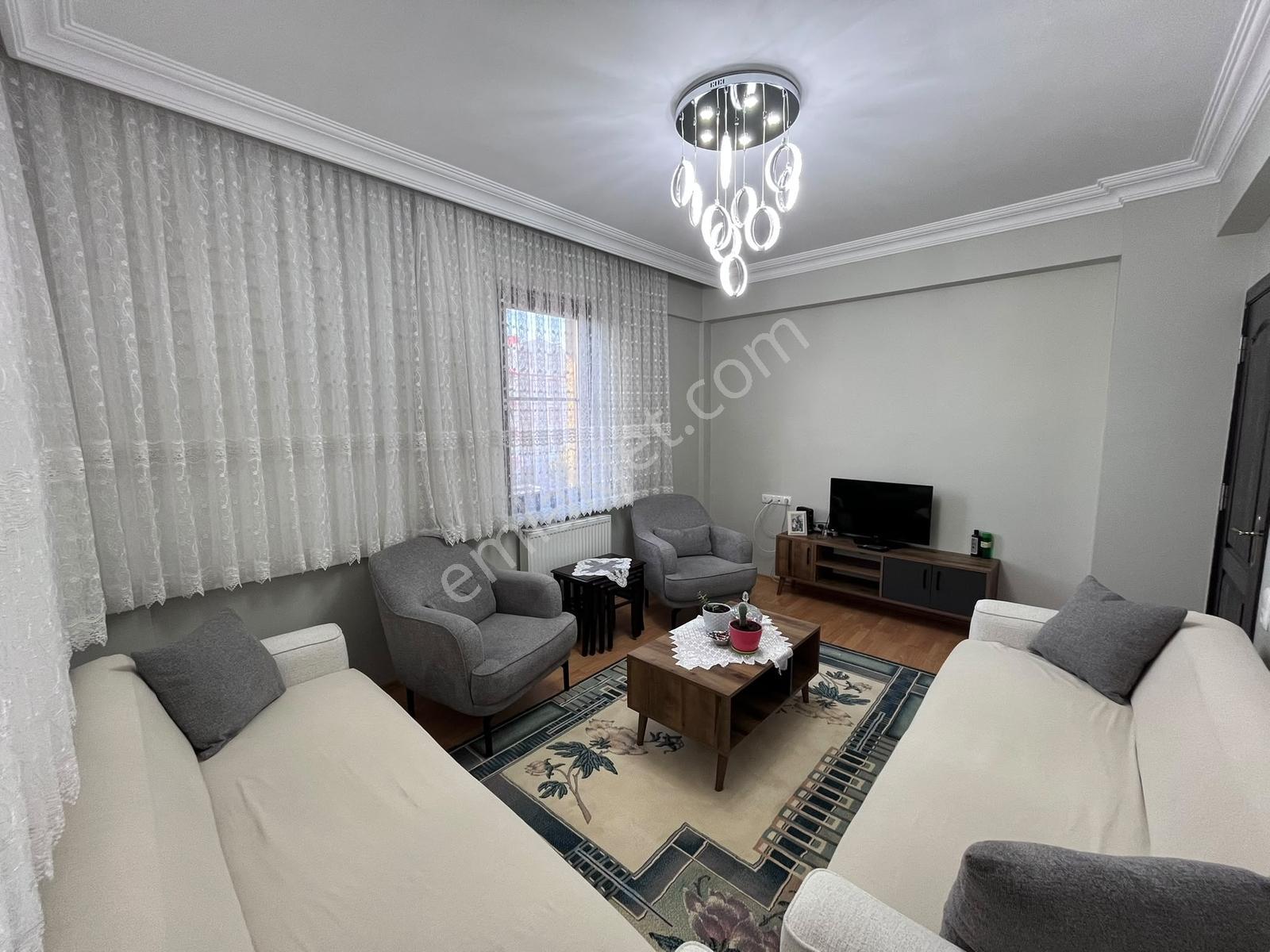 Yazır Mahallesinde Şafak Caddesine Cehpe 3+1 Geniş Bakımlı Daire — fotoğraf 12