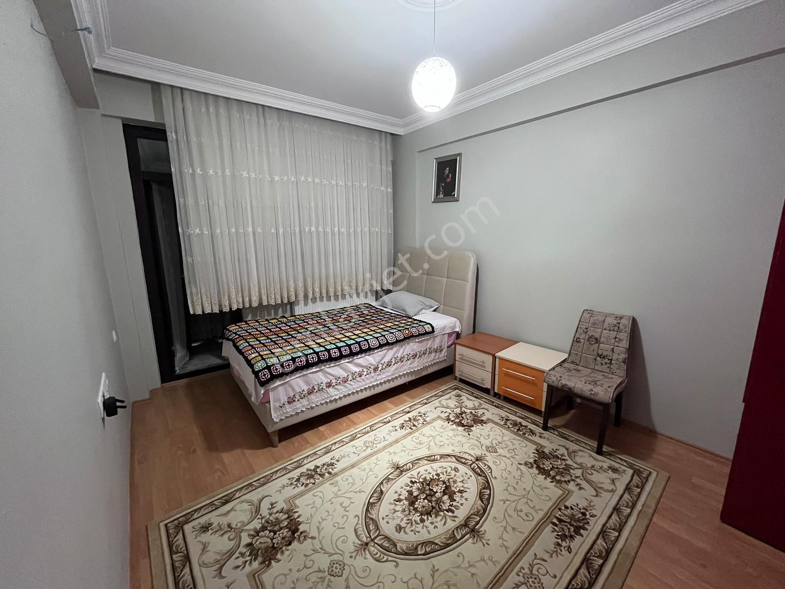 Yazır Mahallesinde Şafak Caddesine Cehpe 3+1 Geniş Bakımlı Daire — fotoğraf 16