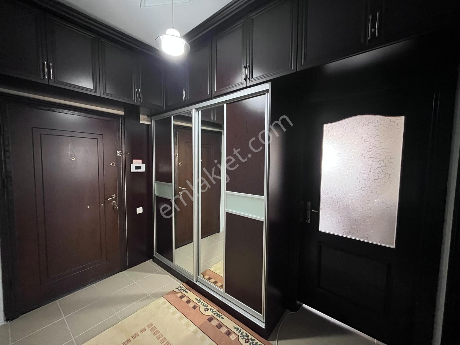 Yazır Mahallesinde Şafak Caddesine Cehpe 3+1 Geniş Bakımlı Daire — fotoğraf 20