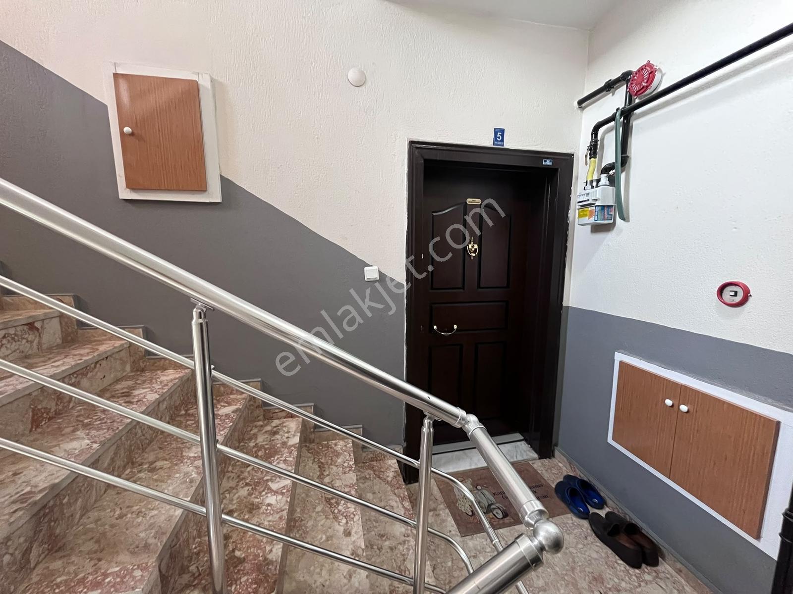 Yazır Mahallesinde Şafak Caddesine Cehpe 3+1 Geniş Bakımlı Daire — fotoğraf 29