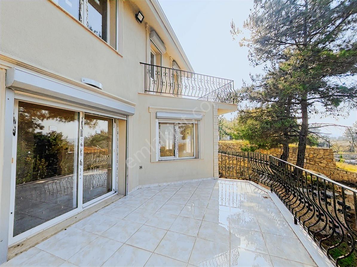 Kemalpaşa Aşağı Kızılca' Da Satılık 4+2 Trıpleks Villa — fotoğraf 16