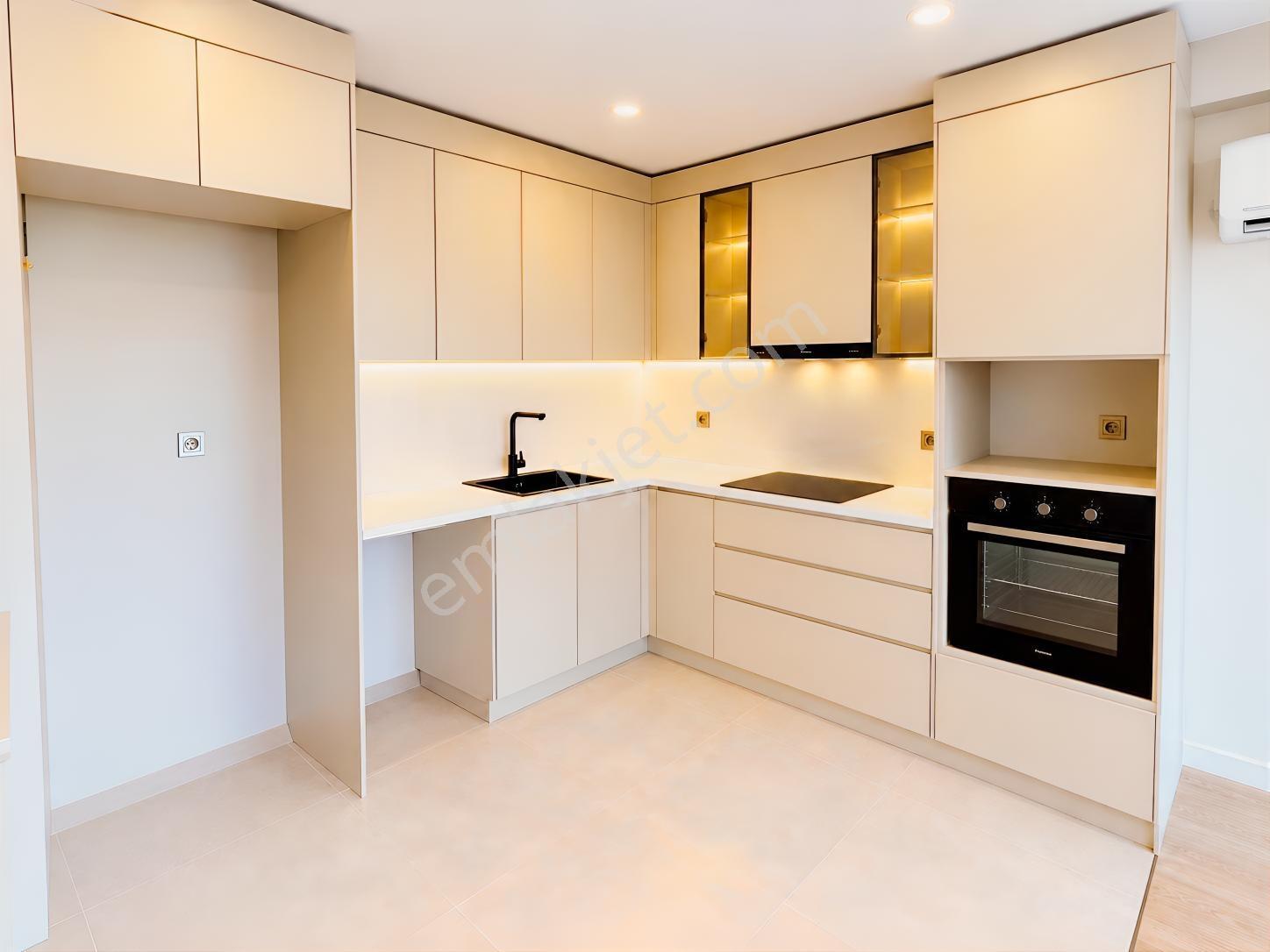 Bu Fiyata Yok / Lüks Sitede 1+1 — fotoğraf 3