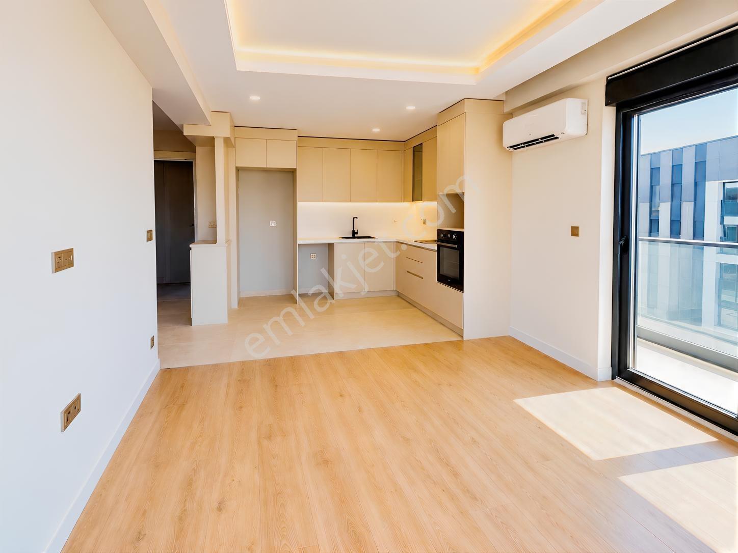 Bu Fiyata Yok / Lüks Sitede 1+1 — fotoğraf 22