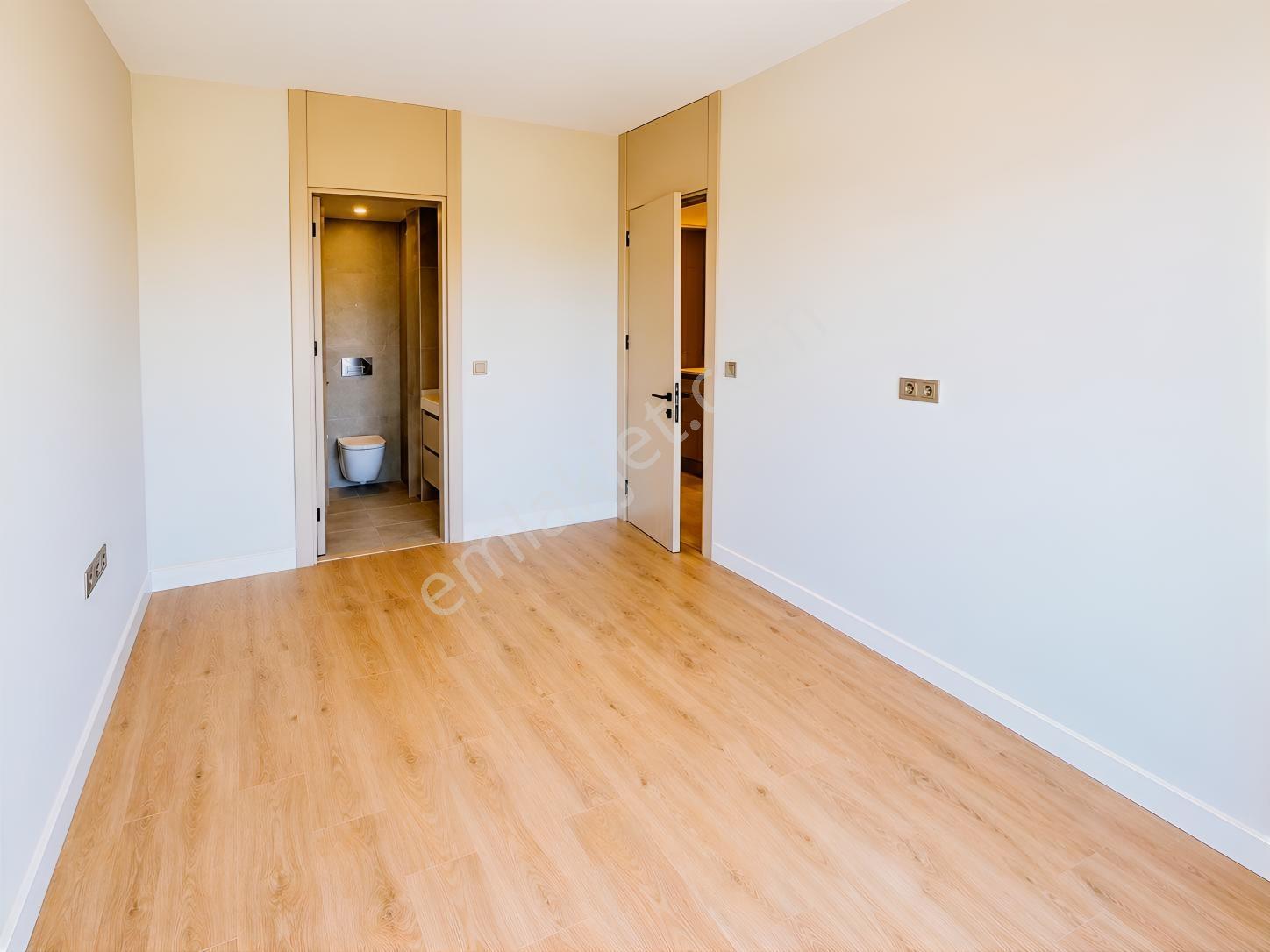 Bu Fiyata Yok / Lüks Sitede 1+1 — fotoğraf 25
