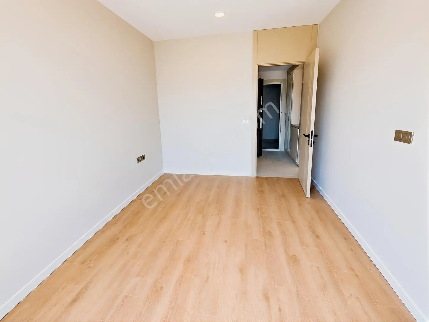Bu Fiyata Yok / Lüks Sitede 1+1 — fotoğraf 29