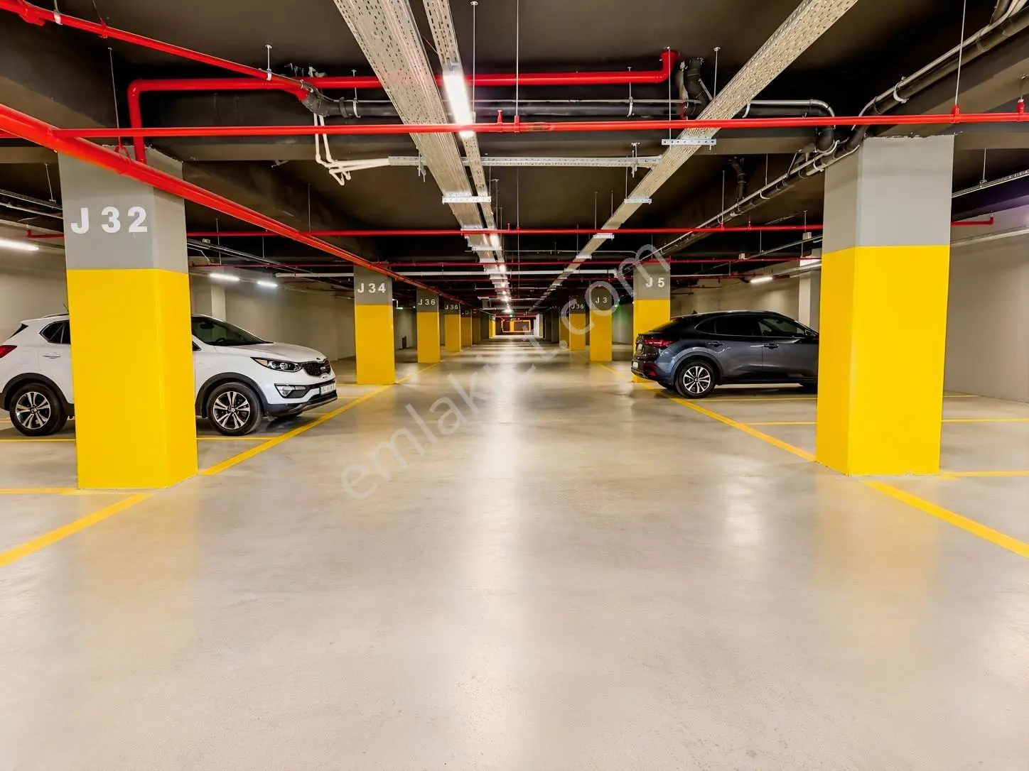 Bu Fiyata Yok / Lüks Sitede 1+1 — fotoğraf 35