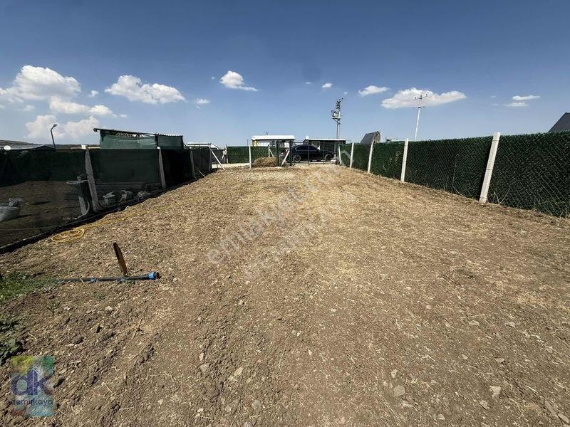 Yukarı Kartal Mah.yaşamkent Sitesinde 250 M2 Hobi Bahçesi — fotoğraf 7