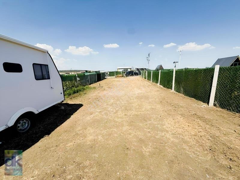 Yukarı Kartal Mah.yaşamkent Sitesinde 250 M2 Hobi Bahçesi — fotoğraf 13